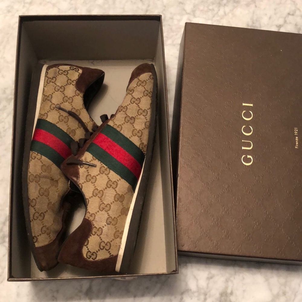 Size 12 Gucci shoes